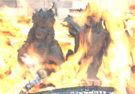 ハニワの野焼き