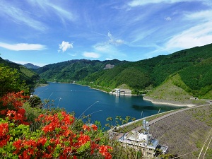 味噌川ダム(奥木曽湖)
