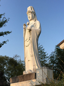 平和観音像