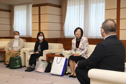 全国花のまちづくりコンクール奨励賞受賞に伴う表敬訪問