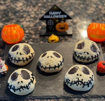知多公民館短期講座「ハロウィン親子Cooking！可愛いメロンパン」